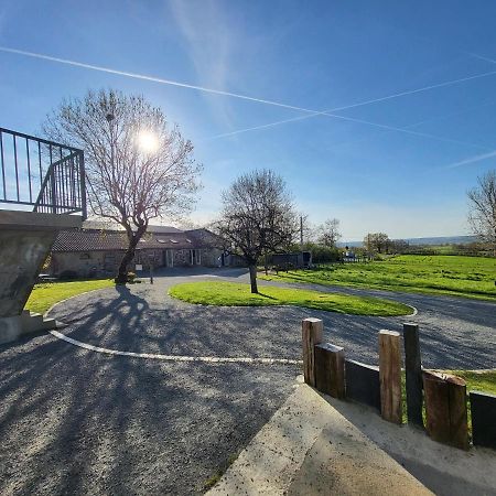Le Logis des Chons à la campagne à Saint hilaire du Bois - Lys Haut Layon Le Plessis  Esterno foto