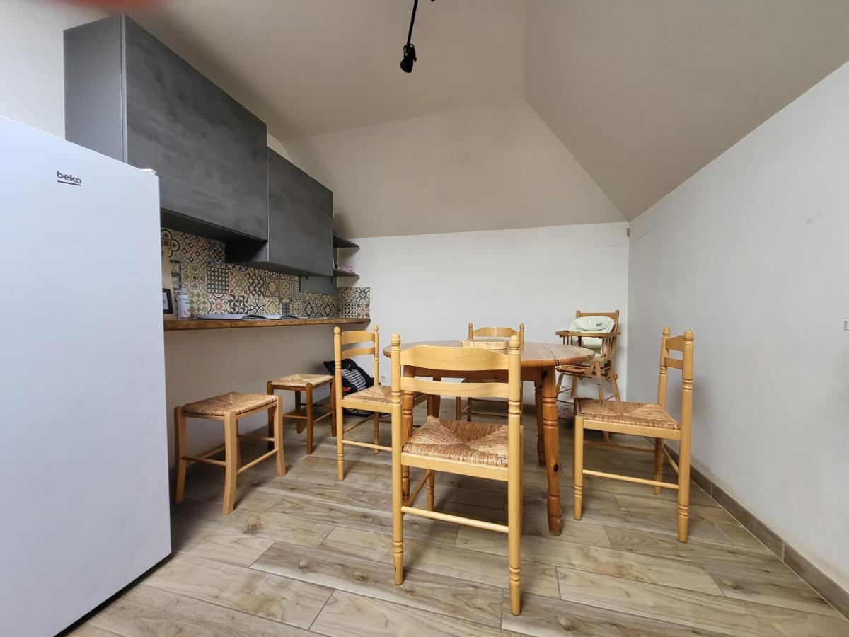 Le Logis des Chons à la campagne à Saint hilaire du Bois - Lys Haut Layon Le Plessis  Esterno foto