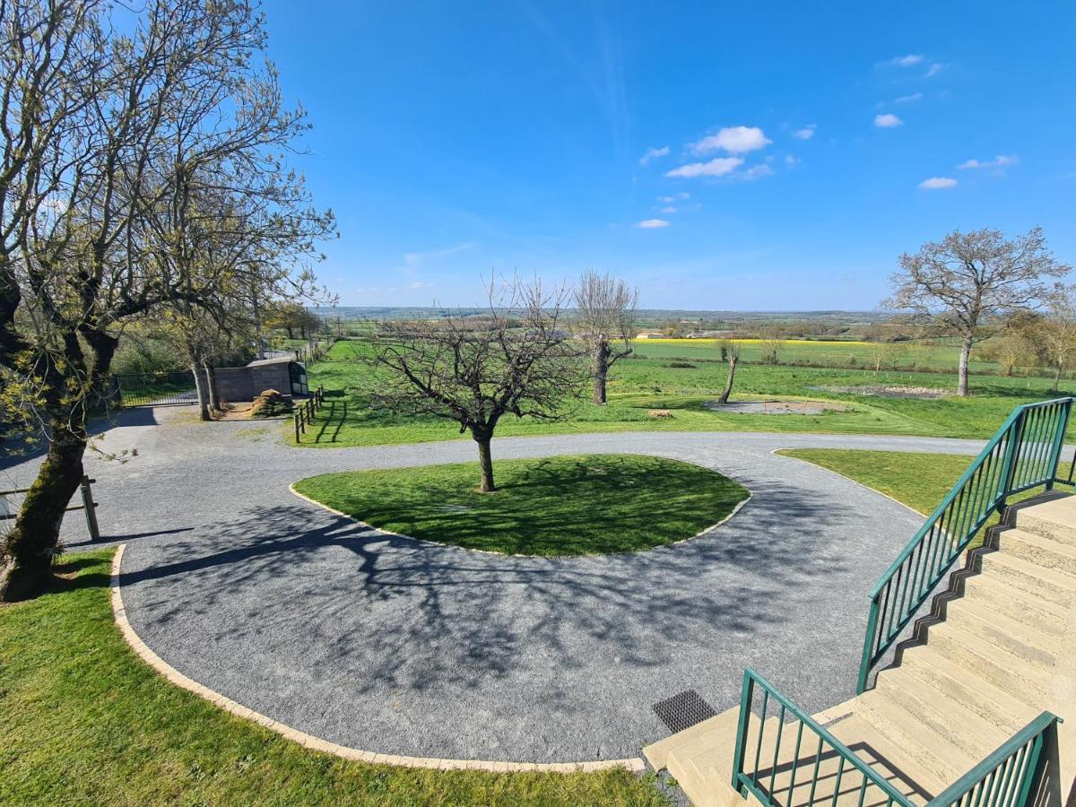 Le Logis des Chons à la campagne à Saint hilaire du Bois - Lys Haut Layon Le Plessis  Esterno foto