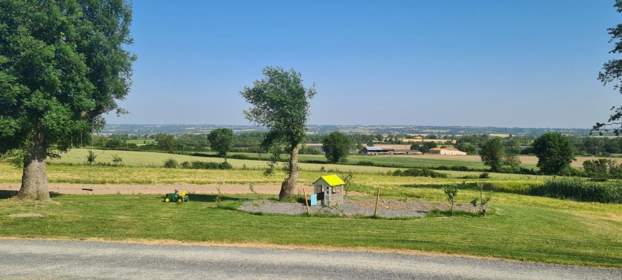Le Logis des Chons à la campagne à Saint hilaire du Bois - Lys Haut Layon Le Plessis  Esterno foto
